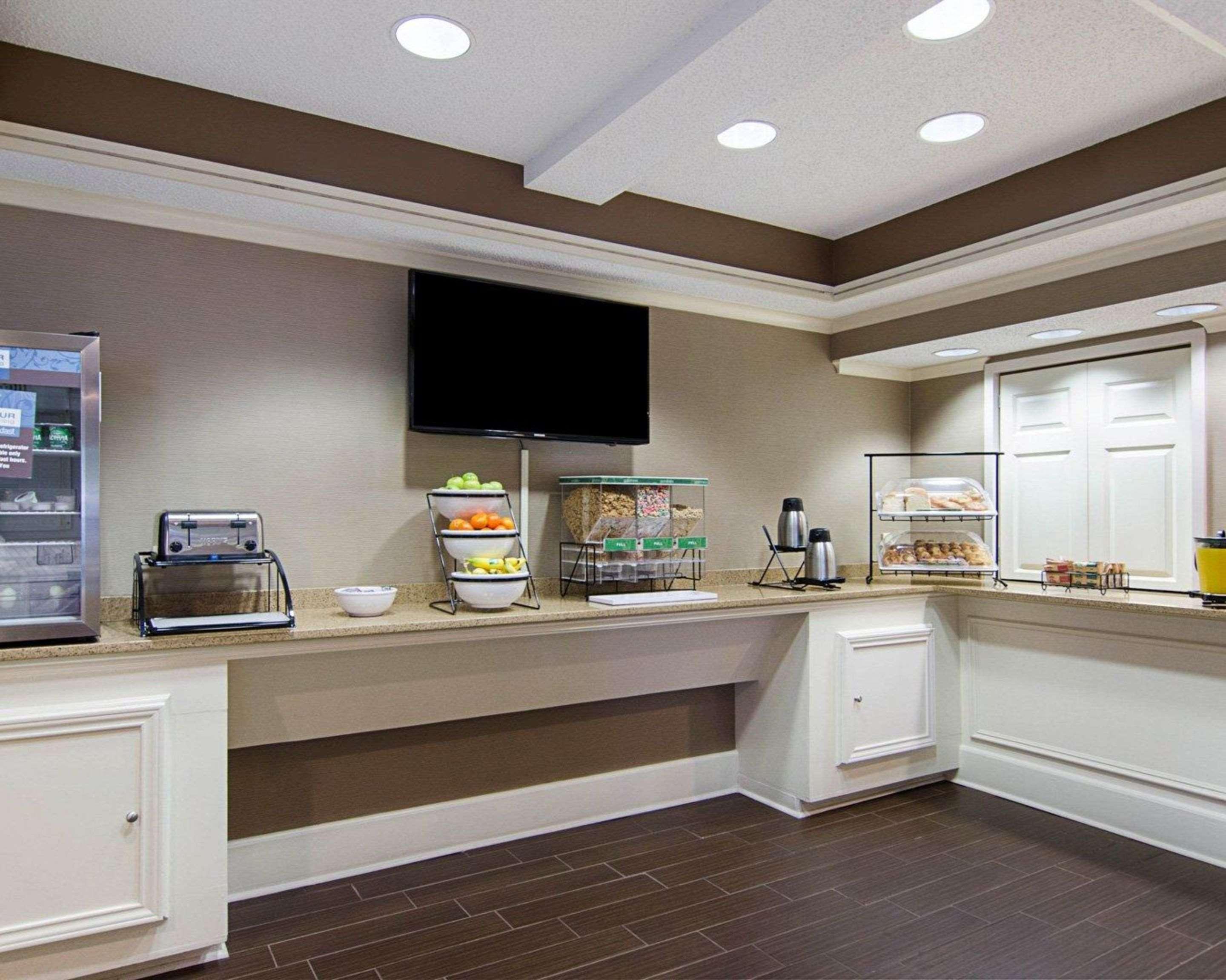 Quality Inn & Suites Little Rock West Экстерьер фото