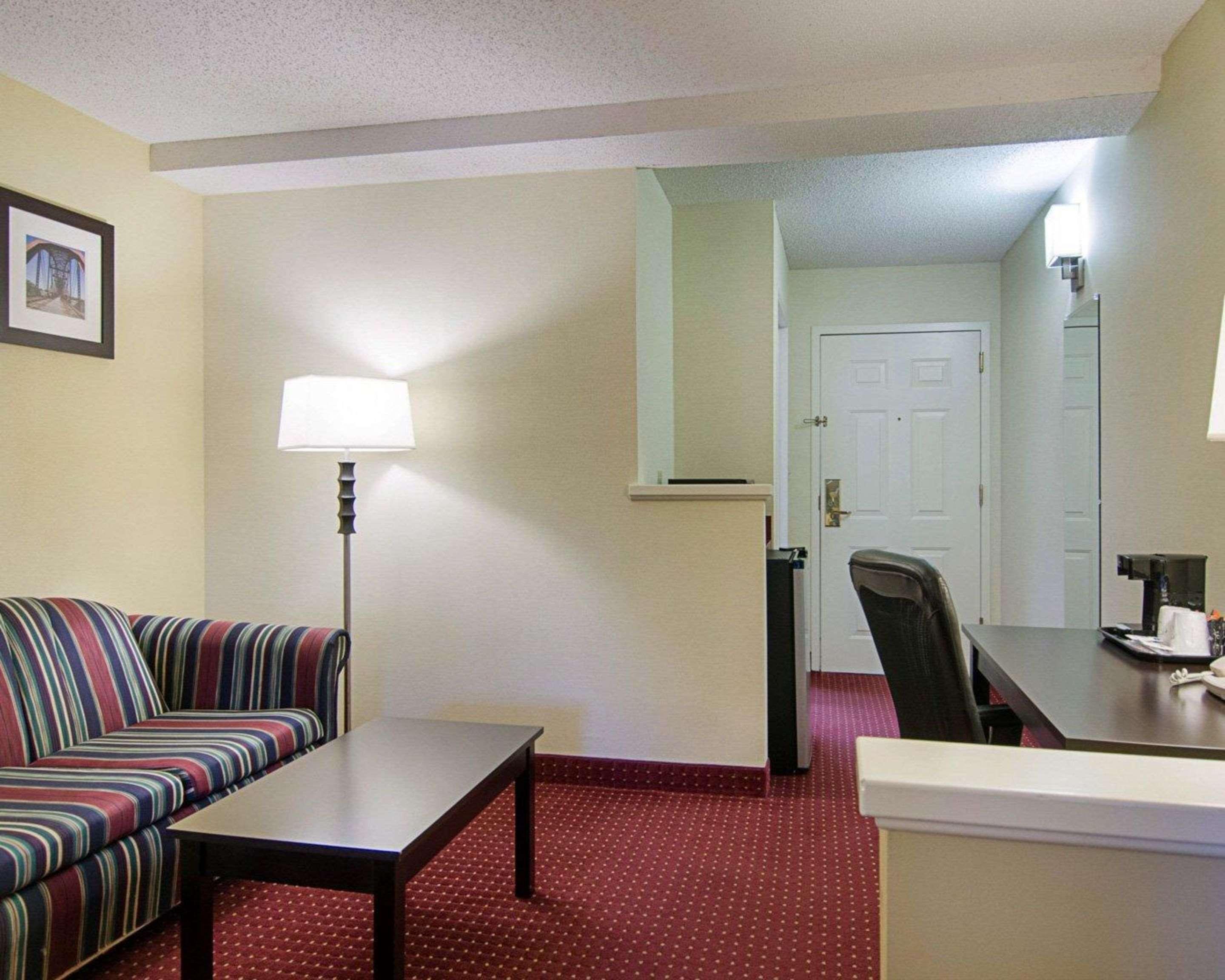 Quality Inn & Suites Little Rock West Экстерьер фото