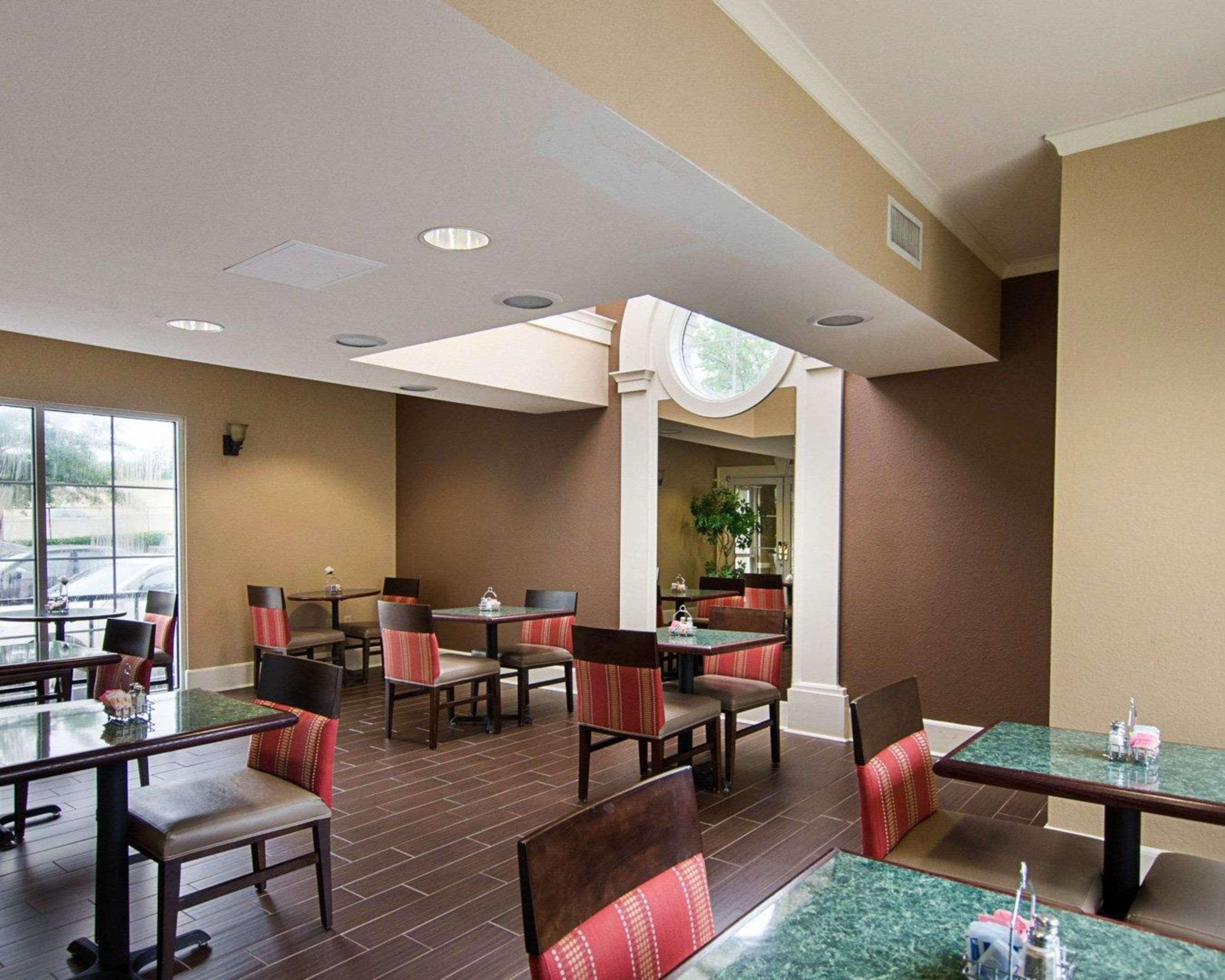 Quality Inn & Suites Little Rock West Экстерьер фото