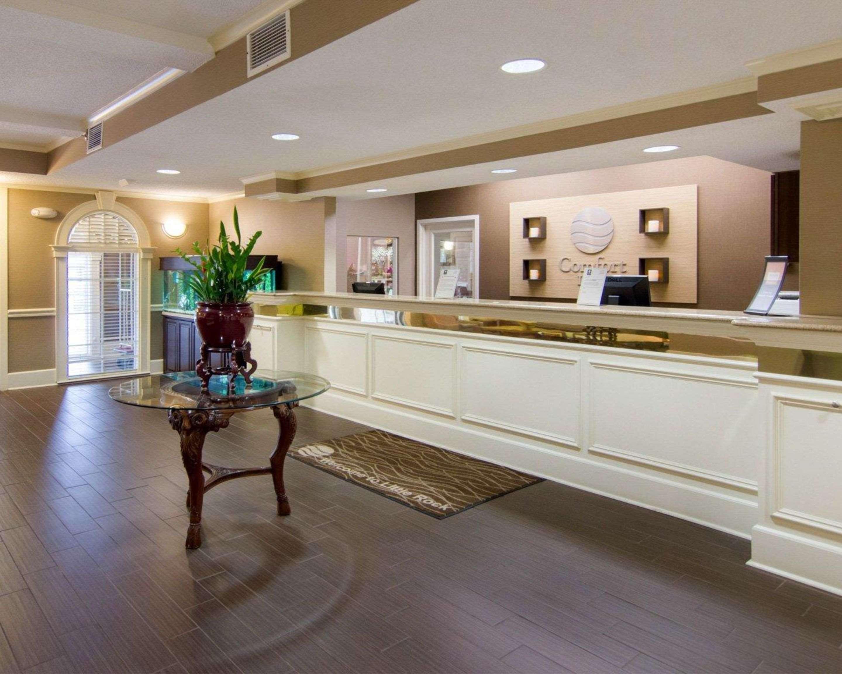 Quality Inn & Suites Little Rock West Экстерьер фото
