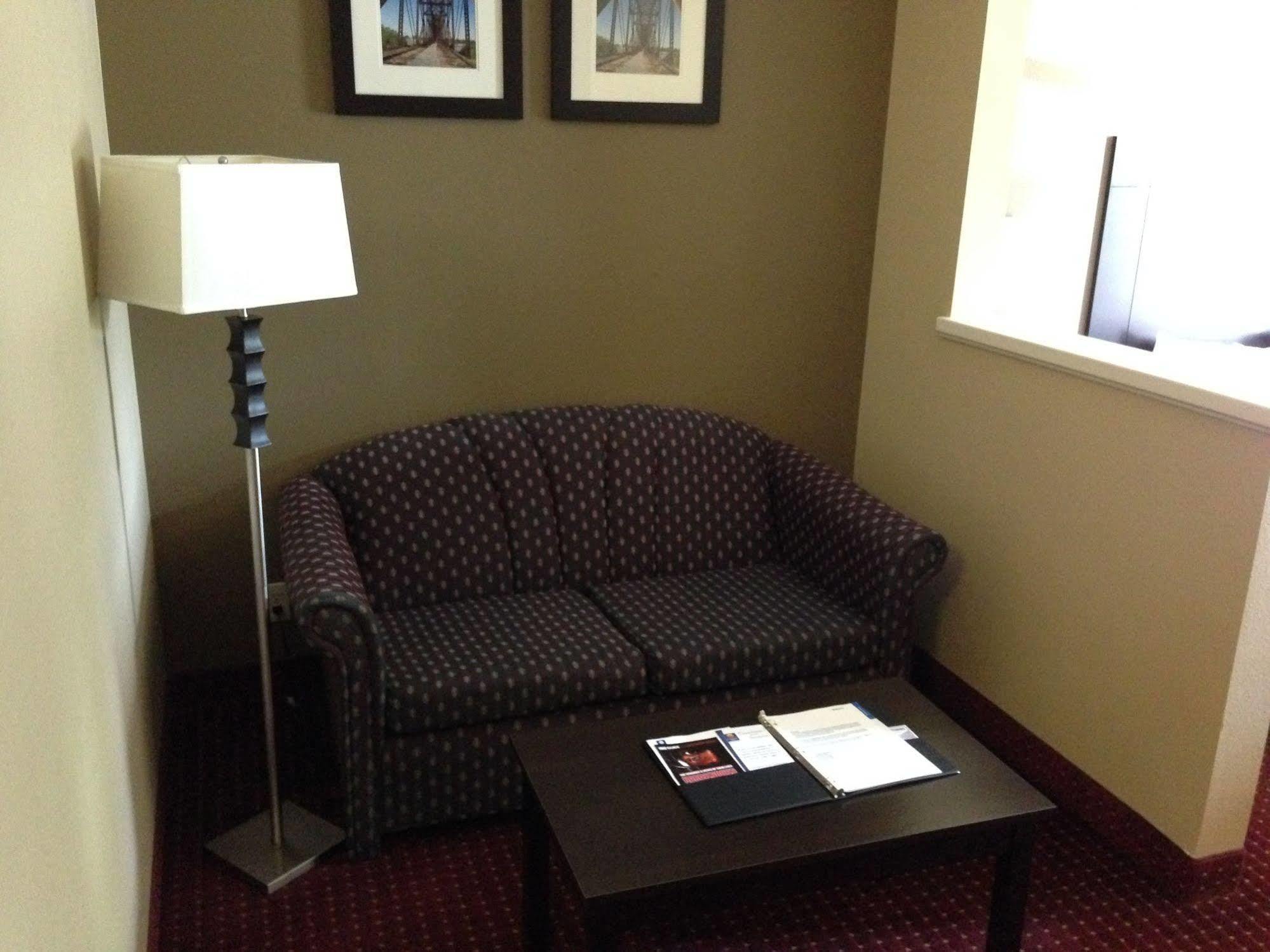 Quality Inn & Suites Little Rock West Экстерьер фото